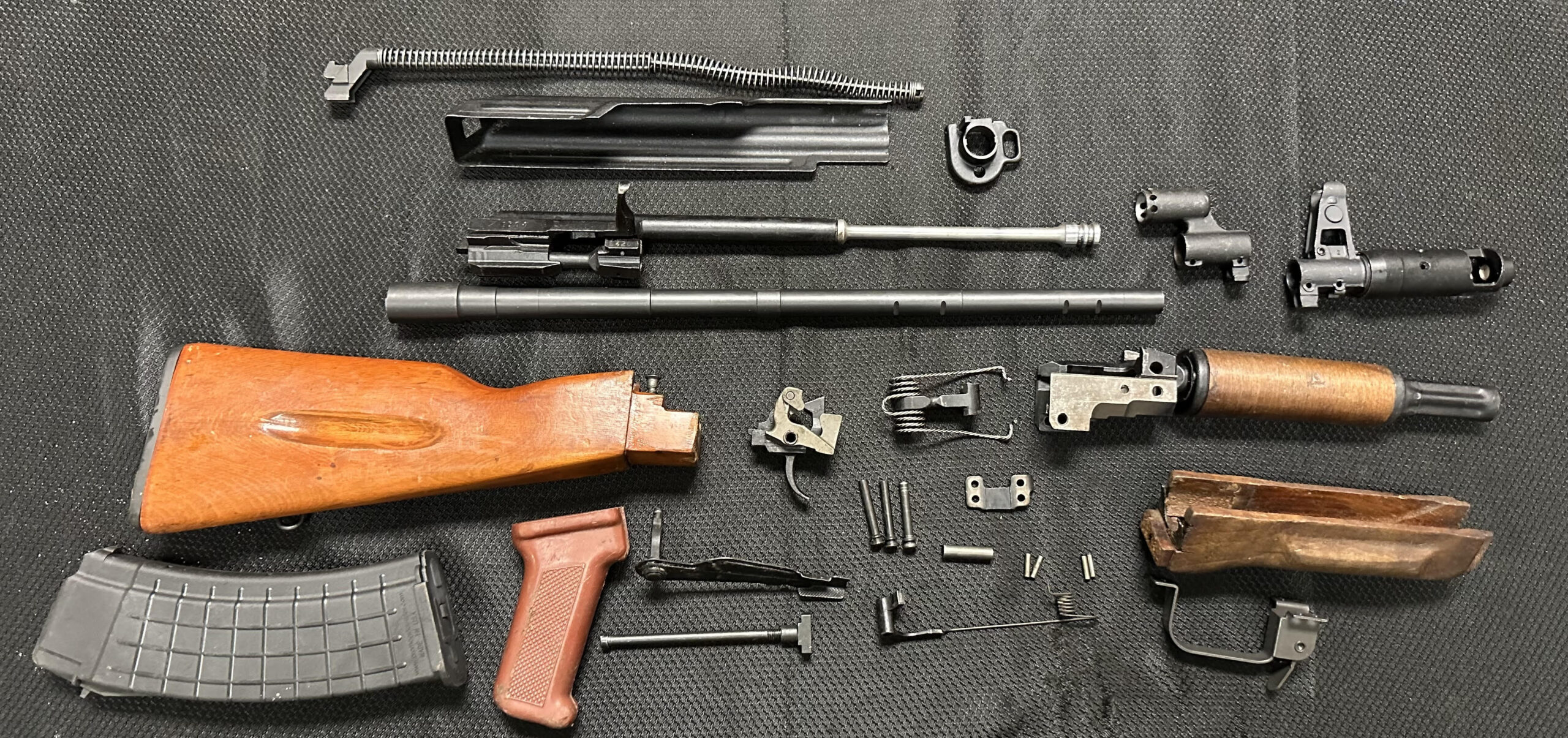 EXCELLENT TO LIKE NEW AK-74 BULGARIAN PARTS KIT WITH BARREL, SERIAL ...